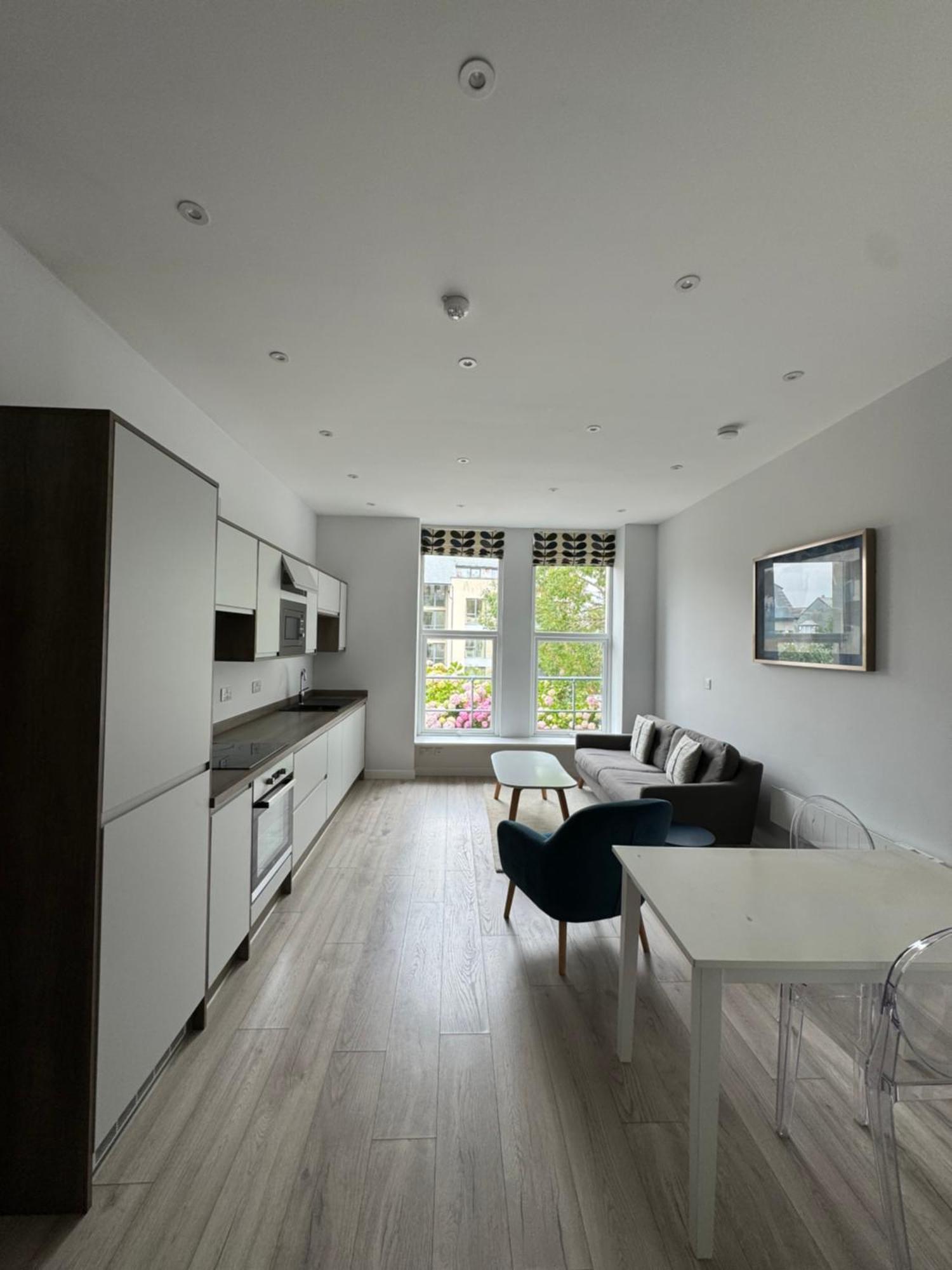 Armyn House Apartments, Your Coastal Escape In Falmouth Buitenkant foto